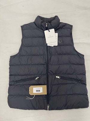 Lot Moncler treompan gilet in navy size 5 (hanging)