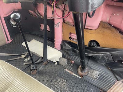 Lot 4002 - (UBJ 329M) 1974 Volkswagen Motor Caravan in...