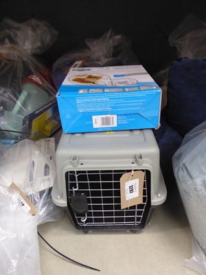 Lot 3292 - PetSafe staywell deluxe cat flap and cat carrier