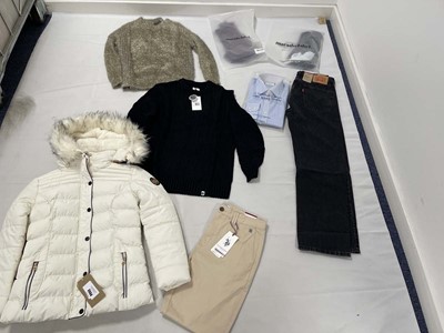 Lot Selection of clothing to include Levi's...