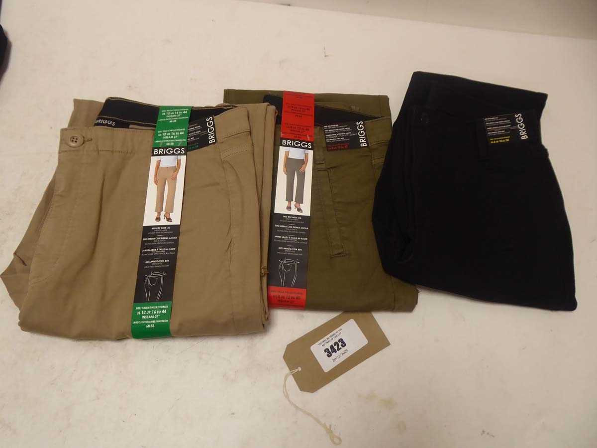 Lot x18 Briggs mid rise wide leg trousers