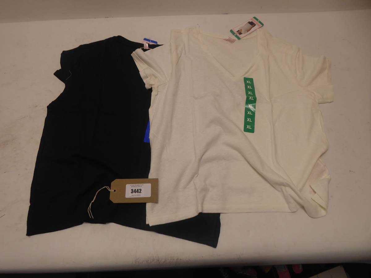 Lot Approximately x20 Teddi Rose t-shirts