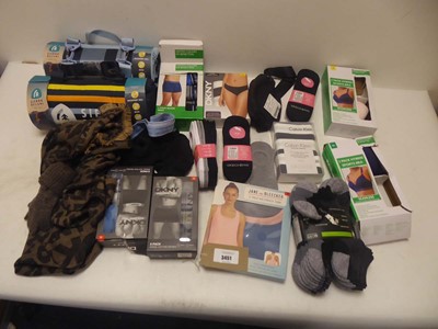 Lot Selection of mixed accessories to include DKNY