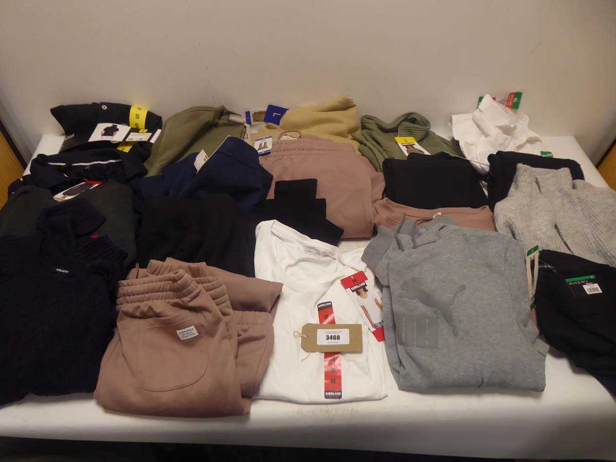 Lot x20 pairs of mixed clothing items to include...
