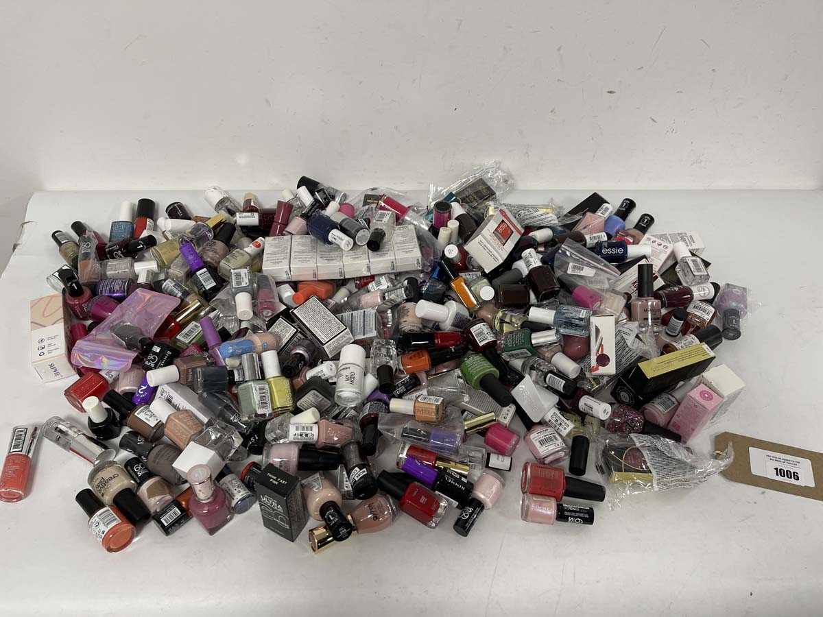 Lot 1006 - Large selection of various nail varnishes
