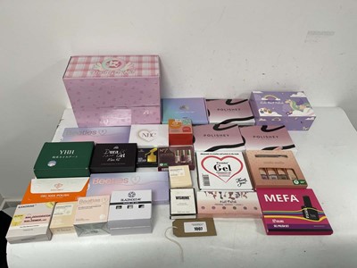 Lot Selection of various gel and nail varnish gift...