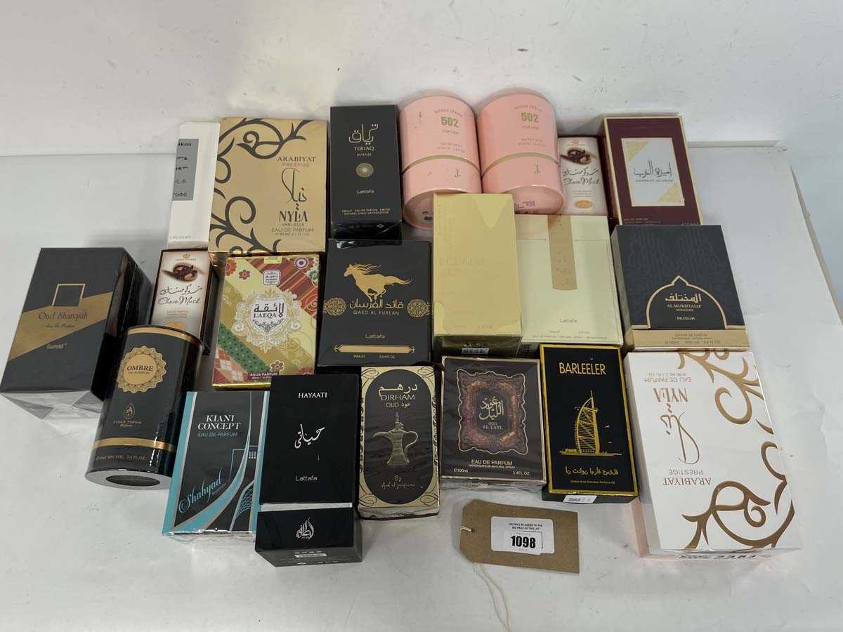Lot 1098 - Selection of various Arabian perfumes