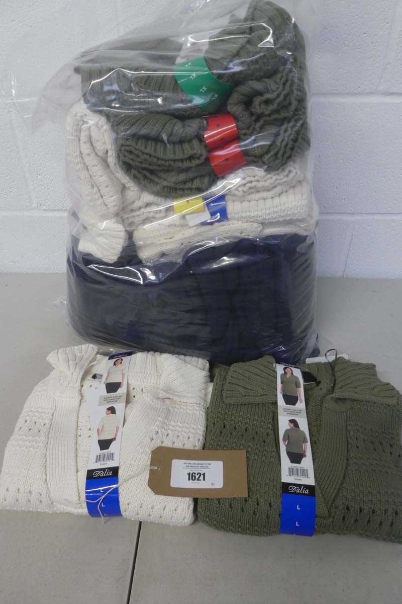 Lot Approx. 15 Dalia Johnny collar textured knit...