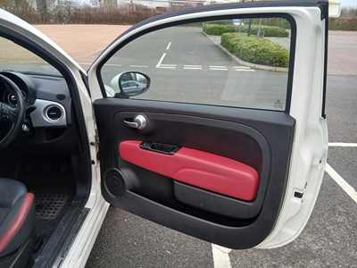 Lot 4001 - (WV65 YLG) 2015 Fiat 500 S 3-door hatchback in...