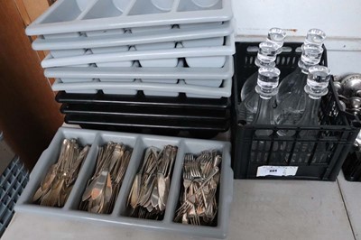 Lot 604 - 6 glass decanters, plastic cutlery tote...