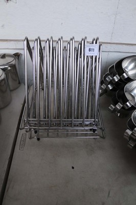 Lot 611 - 4 chopping board racks