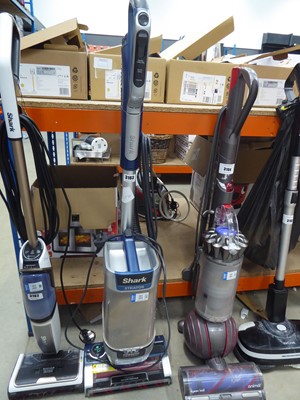 Lot 3163 - Shark Stratos powered lift-away upright vacuum...