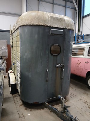 Lot 4204 - A twin axle horse box trailer with rear...