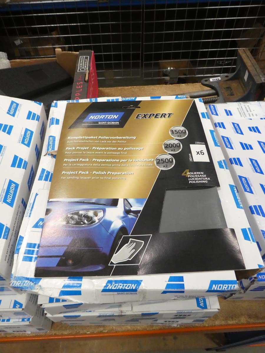 Lot 4350 - Norton Expert 6 pack sandpaper lacquer to fine...