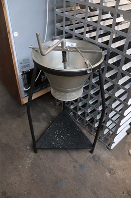 Lot 721 - LT10 potato ricer