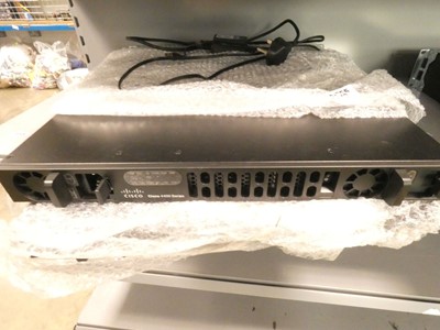 Lot 2273 - 2 Cisco service routers