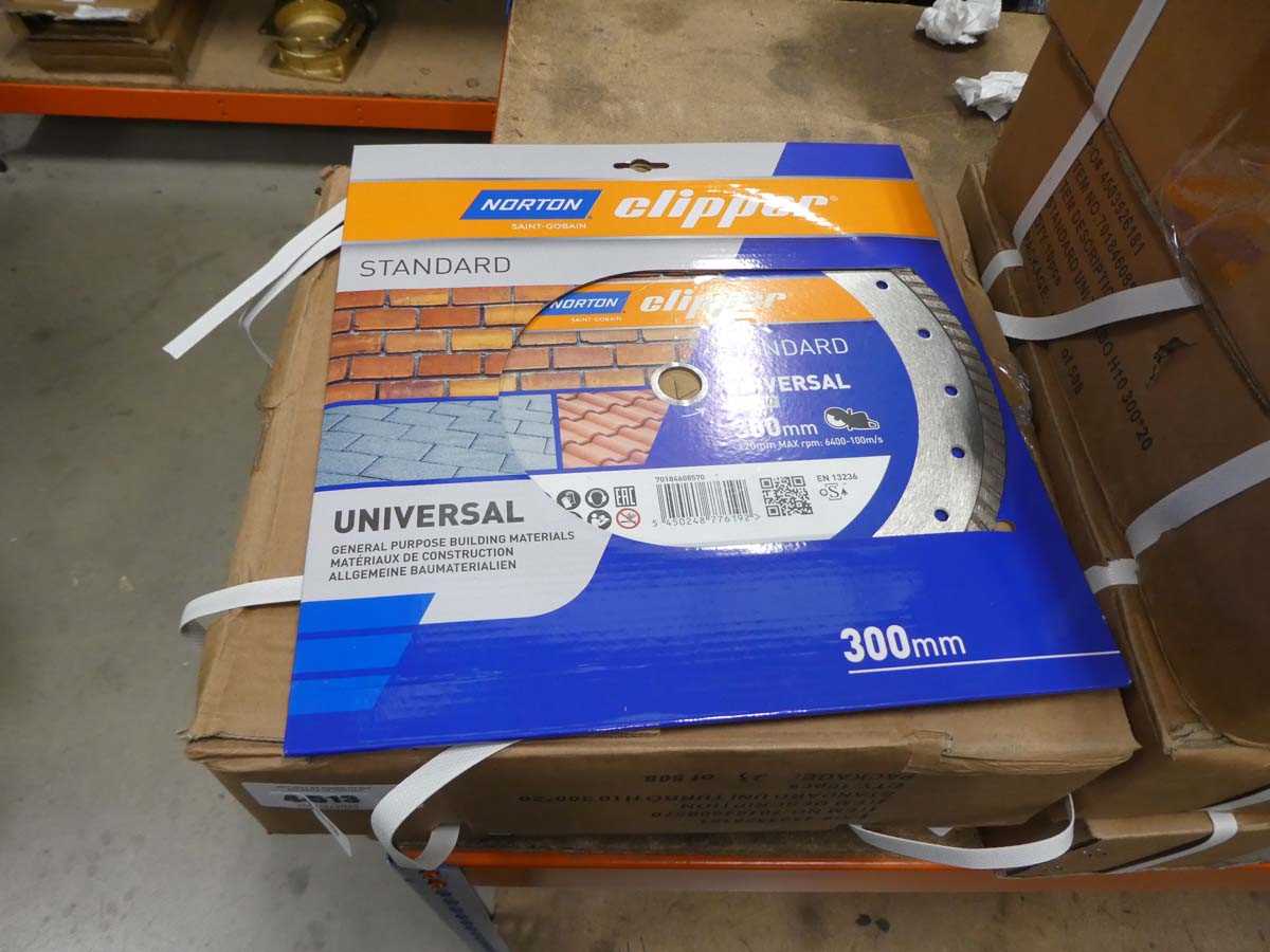 Lot 4457 - One box of ten Norton Clipper universal turbo...