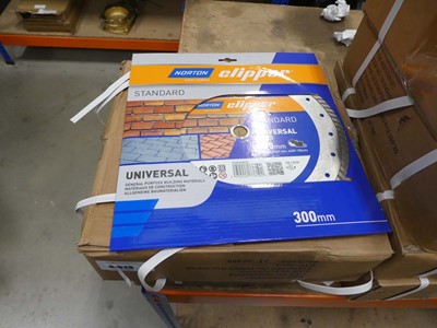 Lot 4462 - One box of ten Norton Clipper universal turbo...