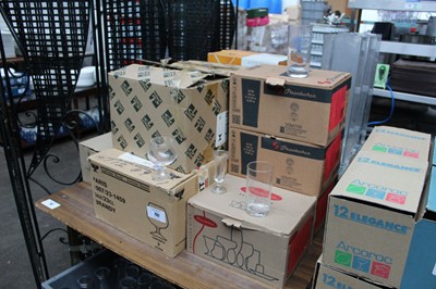 Lot 737 - Table top of glassware to include three boxes...