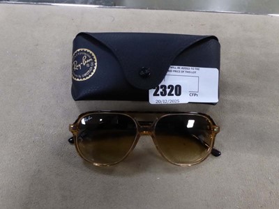 Lot 2320 - Pair of Rayban sunglasses in case