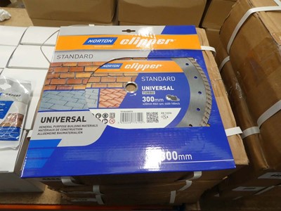 Lot 4492 - Norton Clipper St Gobain standard universal...