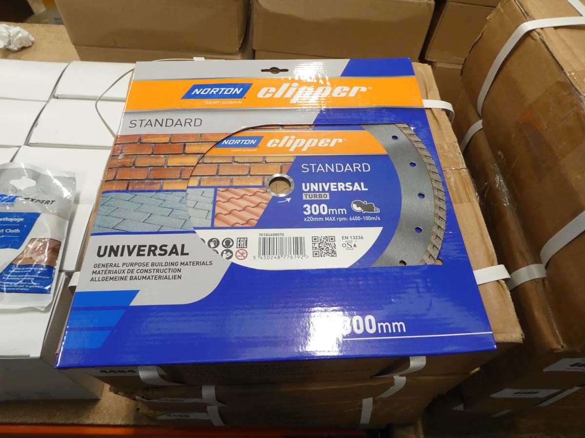 Lot 4496 - Norton Clipper St Gobain standard universal...