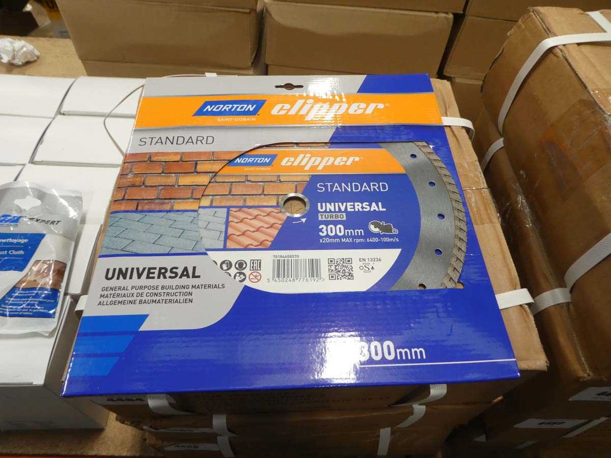 Lot 4498 - Norton Clipper St Gobain standard universal...