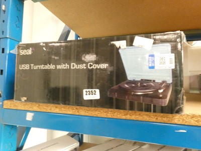 Lot 2352 - Boxed Seal USB turntable
