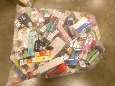 Lot 2410 - Quantity of mixed vape liquid flavours / salts...