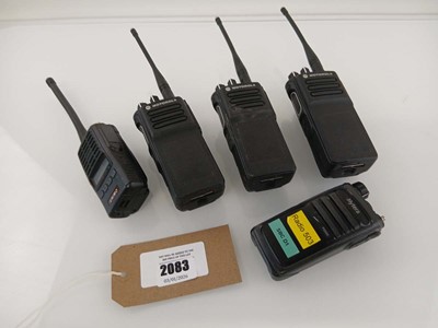 Lot 2083 - 5x 2-way radios, 3x Motorola DP4400e, 1x Unimo...