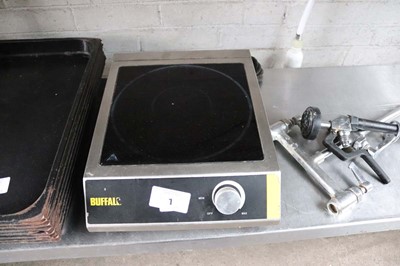 Lot 7 - 33cm Buffalo induction stove