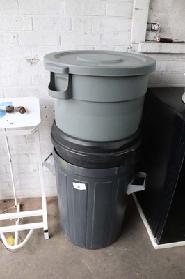 Lot 13 - 3 plastic waste bins