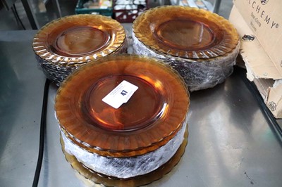 Lot 47 - Approx. 24 22cm Duralex amber glass plates,...