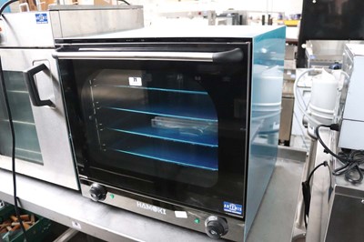Lot 71 - 61cm electric Hamoki bench top oven