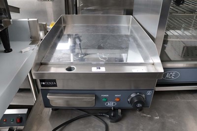 Lot 78 - 35cm electric ACE mirror top griddle