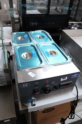 Lot 160 - 34cm electric Ace bench top 4 pot bain marie