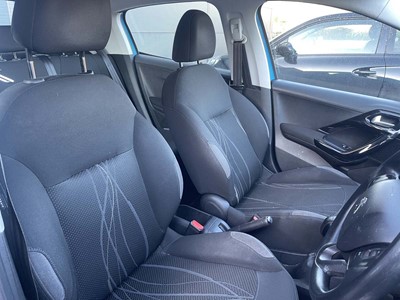Lot 4001 - (LT13 CTZ) 2013 Peugeot 208 Active 5-door...