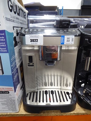 Lot 3022 - De'Longhi Magnifica Evo Next coffee machine,...