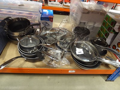 Lot 3085 - Assortment of loose cookware, to include...