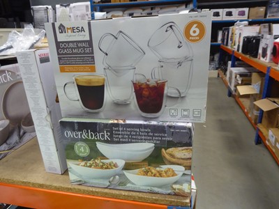 Lot 3081 - Over&Back set of 4 serving bowls and pack of...