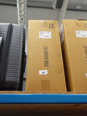 Lot 3251 - American Tourister hard shelled wheeled...