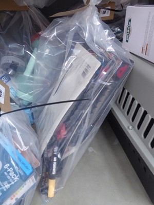 Lot 3296 - Bag of paint-in-a-pen markers