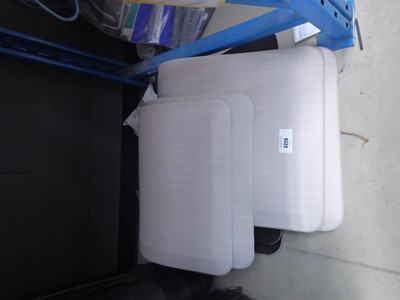 Lot 3220 - Light grey memory foam mats