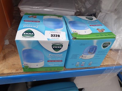 Lot 3228 - 2 Vicks personal humidifiers