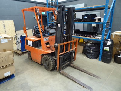 Lot 4189 - Puma FB18 electric counterbalance forklift...