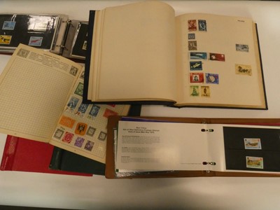 Lot 2316 - Selection of various stamp albums containing...