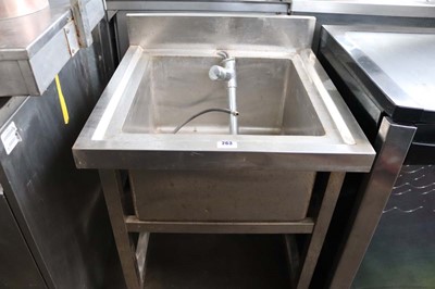 Lot 263 - 60cm stainless steel heavy duty single bowl...