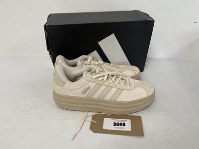 Lot Adidas VL court bold trainers in cream size...