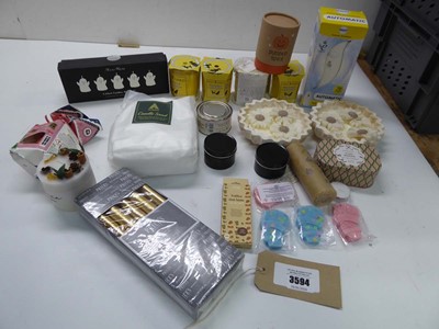 Lot 3375 - Automatic air freshener, scented candles, wax...