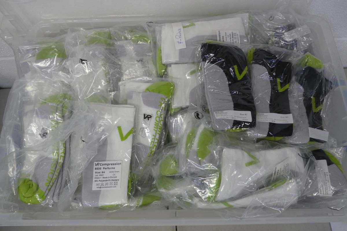 Lot A clear box containing approx. 100 pairs of VR...